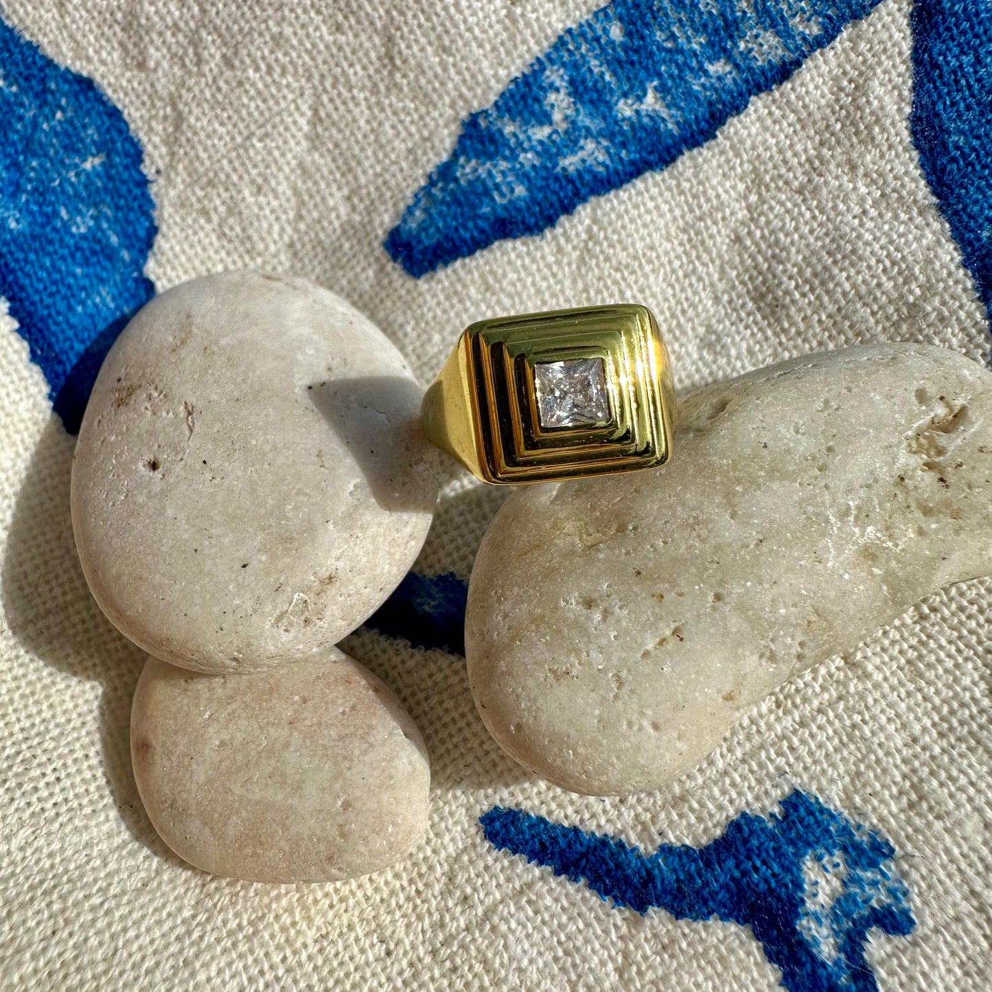 Ring Pyramid